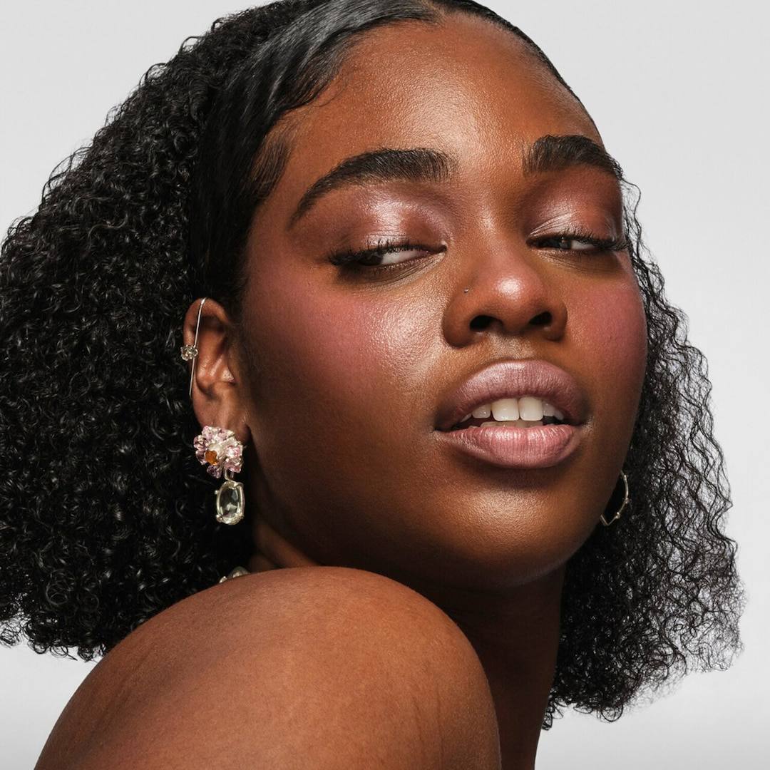 ست هایلایتر، رژگونه و رژلب کرمی استیکی میلک میکاپ - Image 4